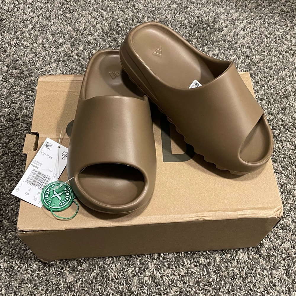 Yeezy Slides